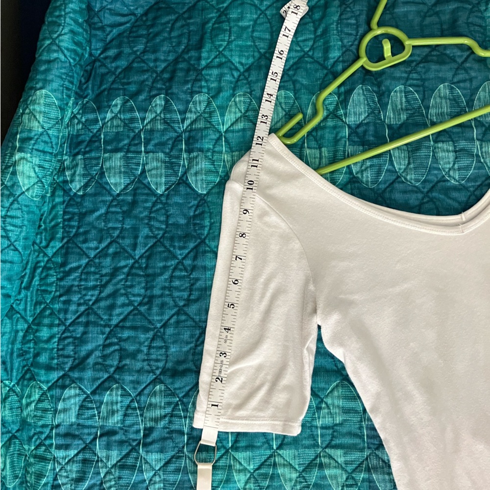 ALLOY White Mid-long Sleeve Tee - Picture 5 of 9